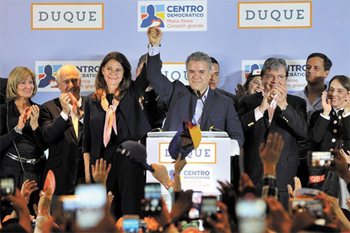 Iván Duque gana las elecciones de Colombia